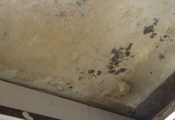 宁陵阳台漏水维修公司分享下宁陵卫生间渗水维修需要注意哪些问题。